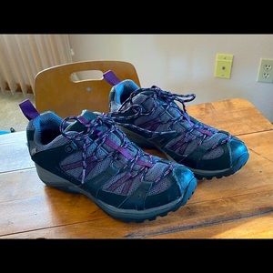 Merrill Damson women’s hiking shoe